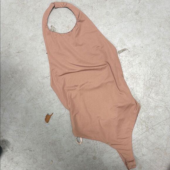 SUPERDOWN Tan Bodysuit - Never Worn - Snap Botton - Size XS Tan Halter - Picture 1 of 5